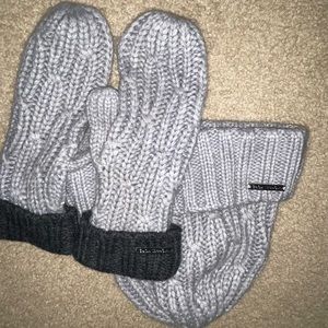 Like new MK hat & mitten set